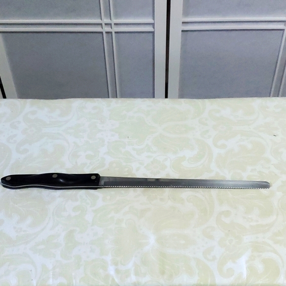 Cutco Kitchen Model 724 Cutco Bread Knife Poshmark